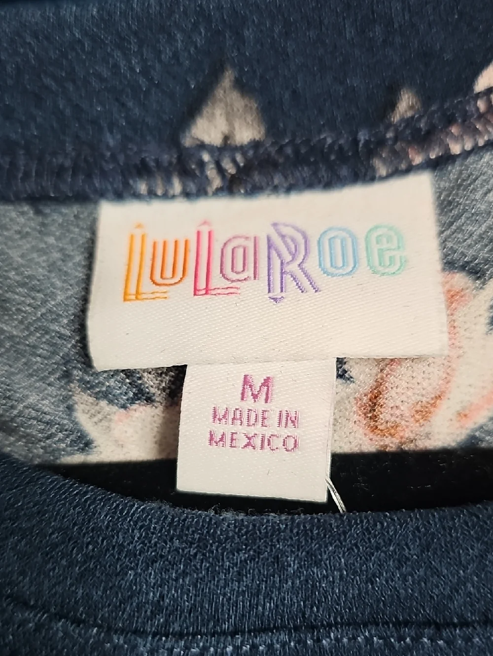 LuLaRoe Navy Tee Erika with Blush Pink Rose Print - Picture 4 of 6